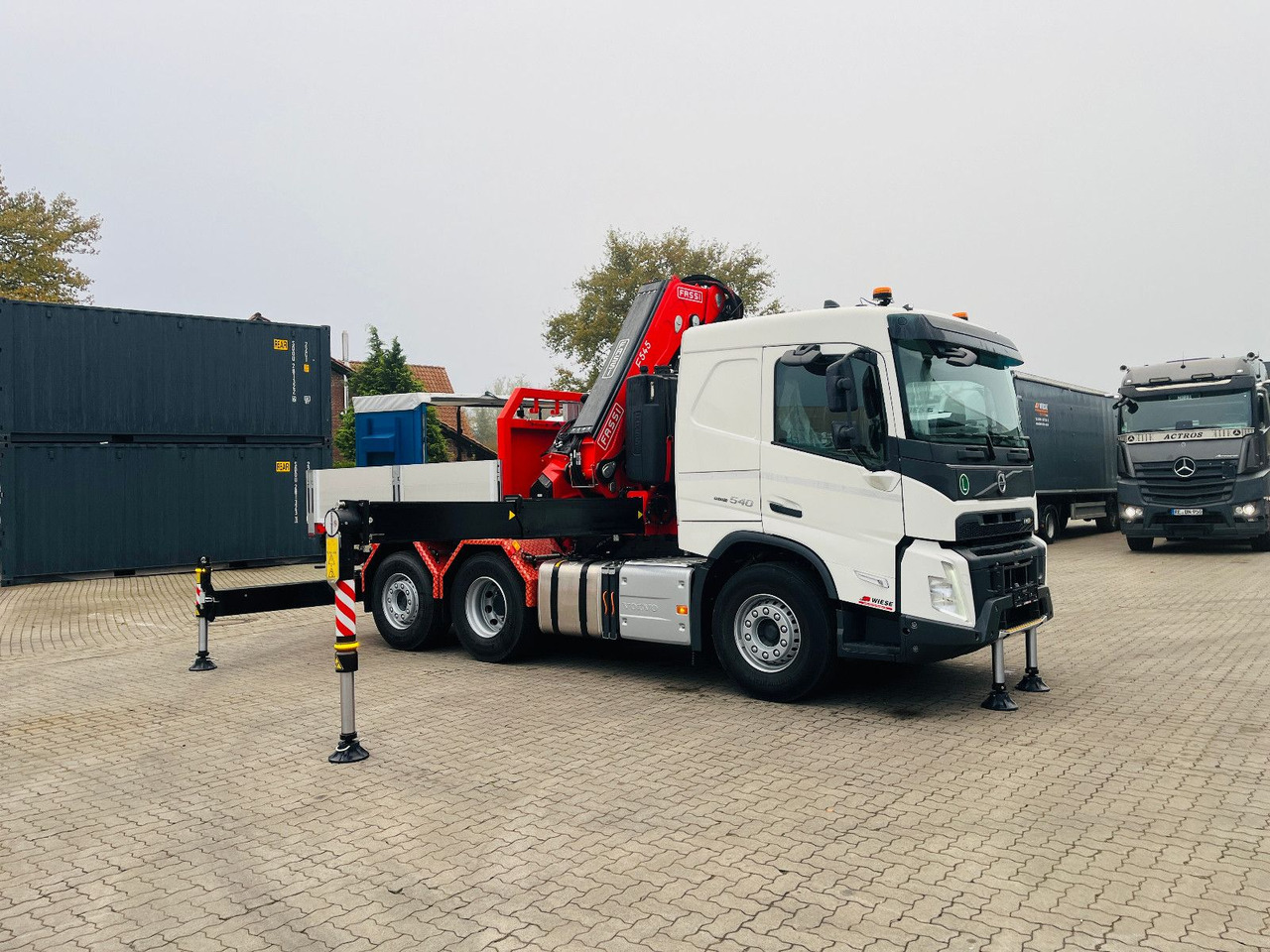 Volvo FMX 540 6x2 mit Kran Fassi F545.2.28 - Vilkikas: foto 2 Volvo FMX 540 6x2 mit Kran Fassi F545.2.28 - Vilkikas: foto 2