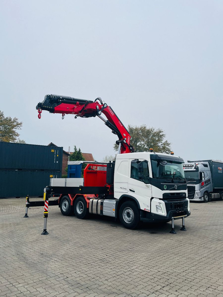 Volvo FMX 540 6x2 mit Kran Fassi F545.2.28 - Vilkikas: foto 4 Volvo FMX 540 6x2 mit Kran Fassi F545.2.28 - Vilkikas: foto 4