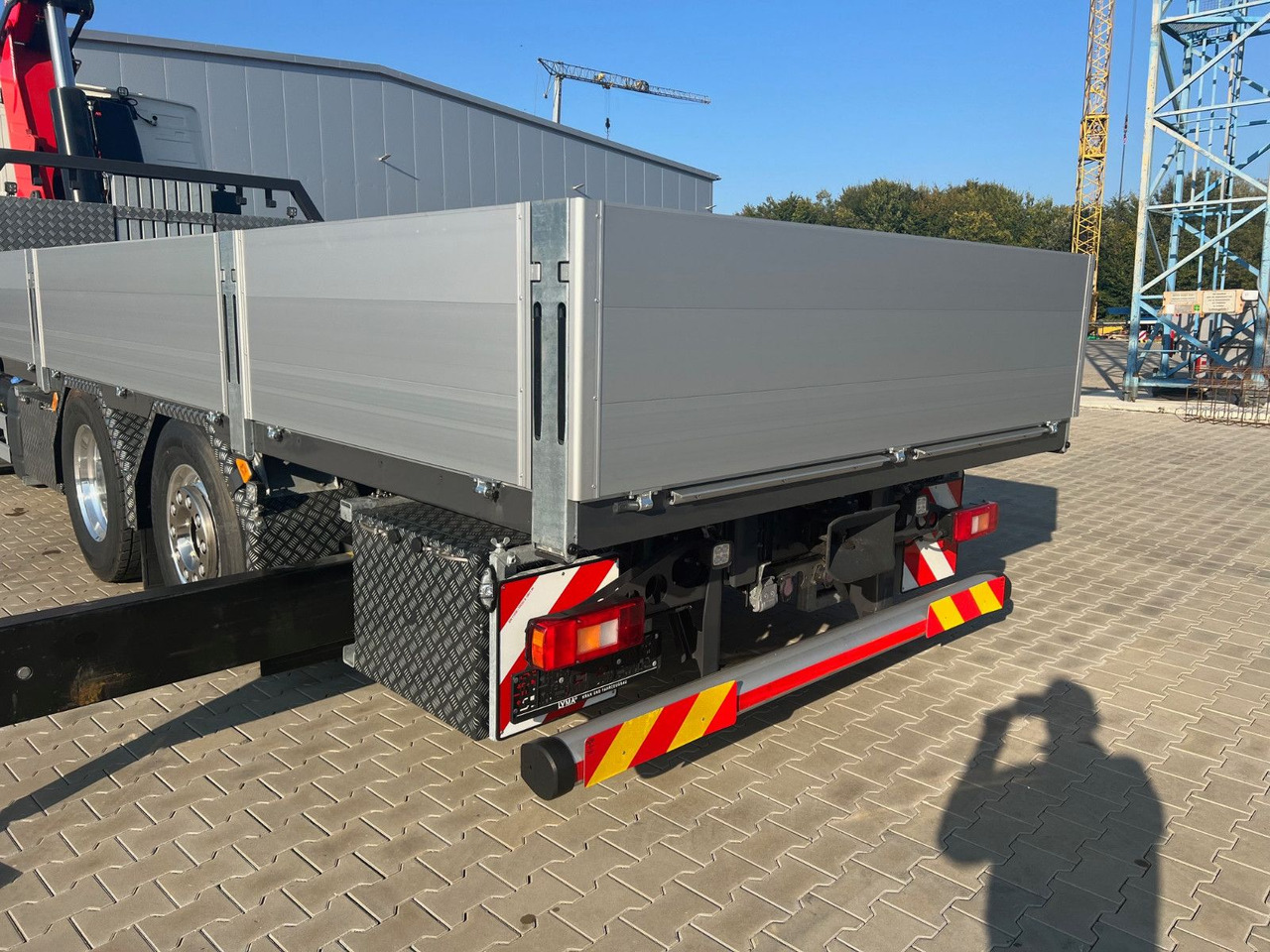 Volvo FH 500 8x2 Kran F710 RA2.26 - Sunkvežimis su kranu: foto 3 Volvo FH 500 8x2 Kran F710 RA2.26 - Sunkvežimis su kranu: foto 3