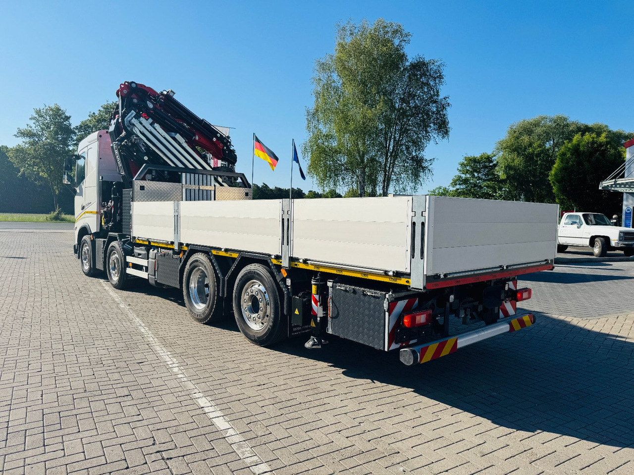 Volvo FH 500 8x2 mit F710RA.2.27 L426 und V20 Winde - Sunkvežimis su kranu: foto 5 Volvo FH 500 8x2 mit F710RA.2.27 L426 und V20 Winde - Sunkvežimis su kranu: foto 5