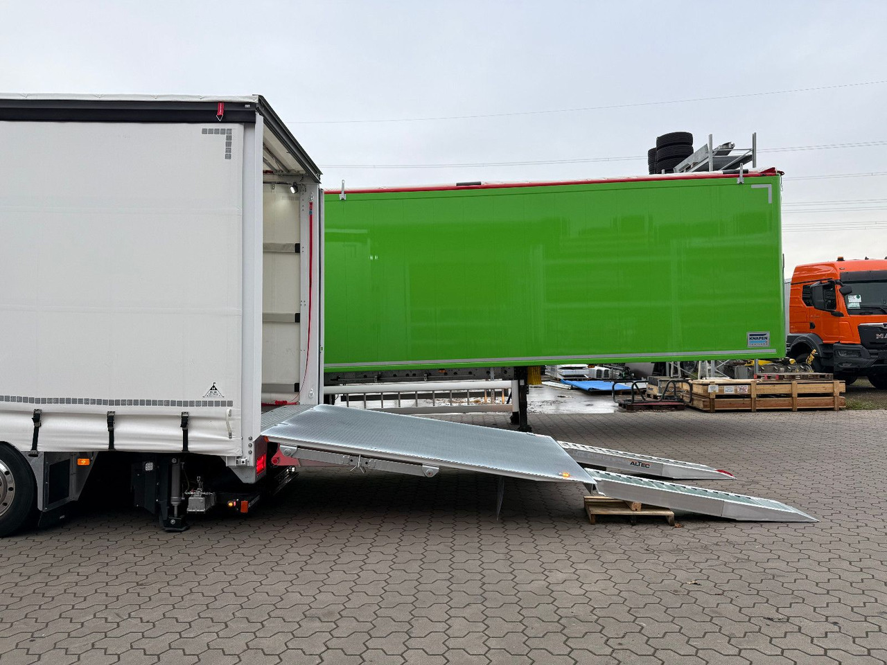Volvo FH 500 Gabelstaplertransporter LBW 9t Dhollandia - Evakuatorius: foto 3 Volvo FH 500 Gabelstaplertransporter LBW 9t Dhollandia - Evakuatorius: foto 3