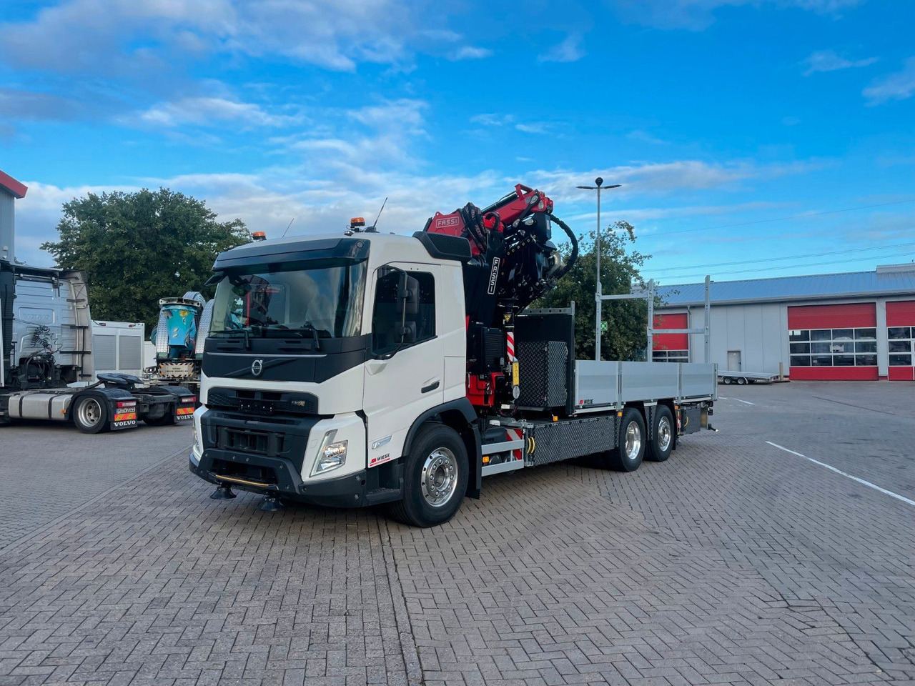 Volvo FMX 500 FASSI Ladekran F545 JIB & Winde Sofort - Platforminis/ Bortinis sunkvežimis, Sunkvežimis su kranu: foto 1 Volvo FMX 500 FASSI Ladekran F545 JIB & Winde Sofort - Platforminis/ Bortinis sunkvežimis, Sunkvežimis su kranu: foto 1