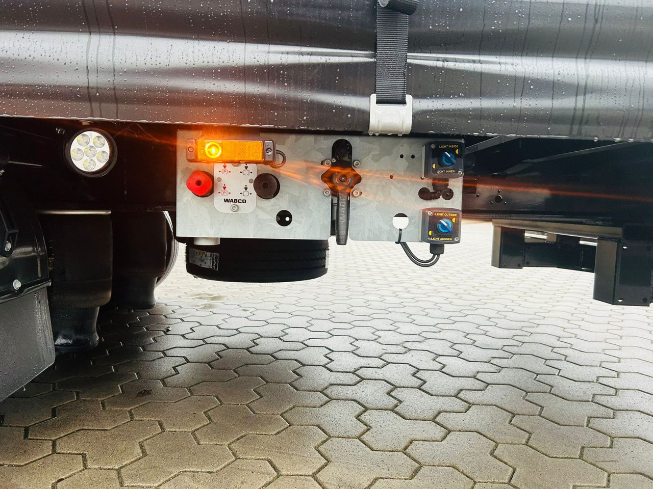 Wiese Gabelstaplertransporter Mega mit Rampen - Žemo profilio platforma puspriekabė: foto 5 Wiese Gabelstaplertransporter Mega mit Rampen - Žemo profilio platforma puspriekabė: foto 5