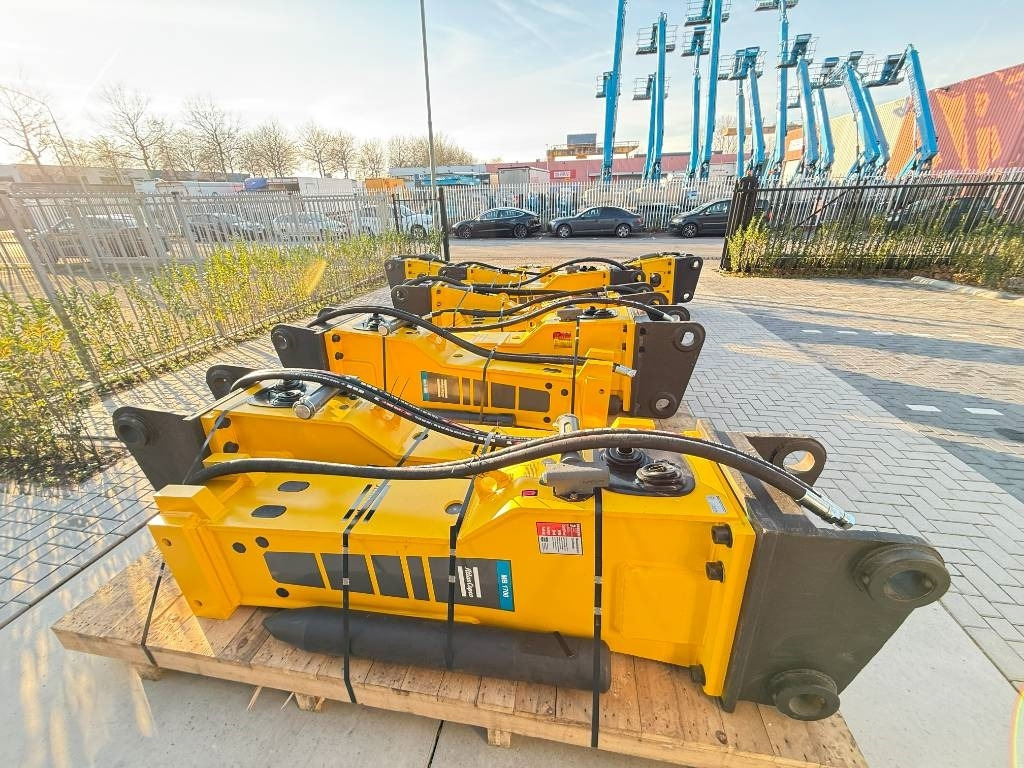 Atlas Copco epiroc MB 1700 Dust MB1700 MB1700DP - Hidraulinis kūjis - Statybinė technika: foto 1 Atlas Copco epiroc MB 1700 Dust MB1700 MB1700DP - Hidraulinis kūjis - Statybinė technika: foto 1