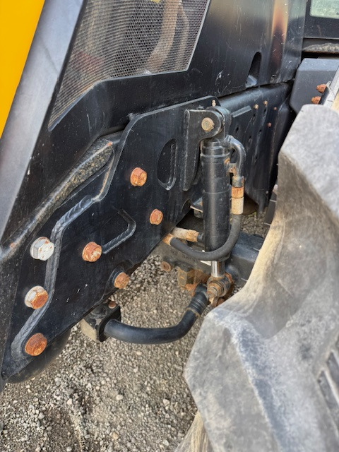 JCB 4220 fastrac - Traktorius: foto 4 JCB 4220 fastrac - Traktorius: foto 4