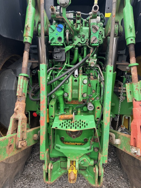 JOHN DEERE 6210R - Traktorius: foto 4 JOHN DEERE 6210R - Traktorius: foto 4