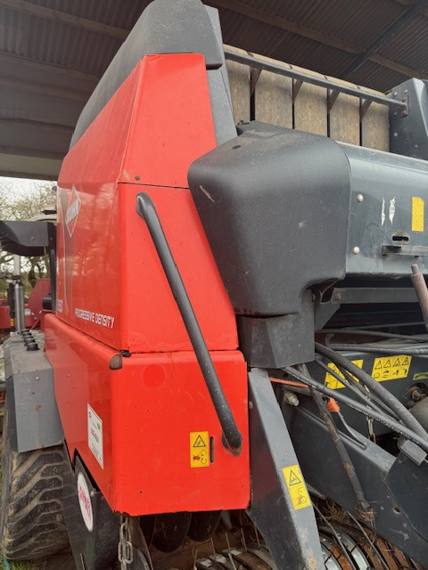KUHN 2160 combi - Ruloninis presas: foto 4 KUHN 2160 combi - Ruloninis presas: foto 4