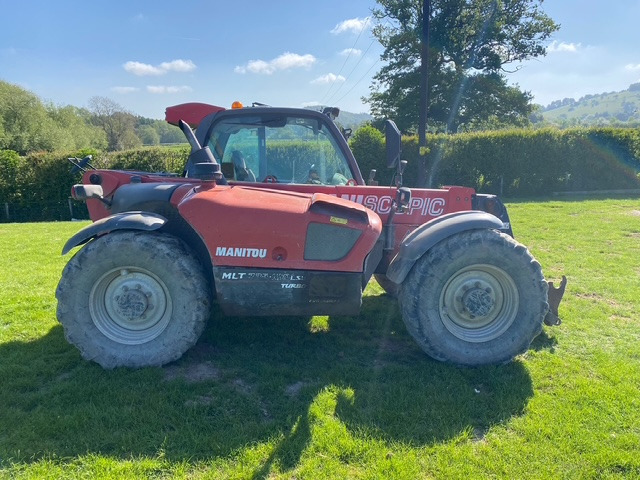 MANITOU MLT 735 120 - Šakinis krautuvas: foto 3 MANITOU MLT 735 120 - Šakinis krautuvas: foto 3