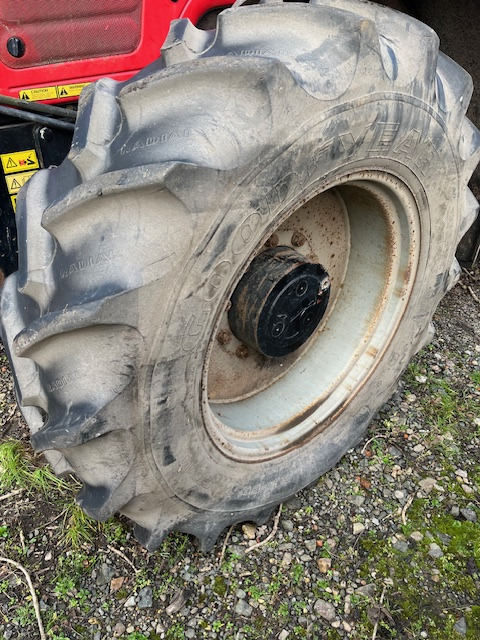 MASSEY FERGUSON 6480 DYNASHIFT - Traktorius: foto 4 MASSEY FERGUSON 6480 DYNASHIFT - Traktorius: foto 4