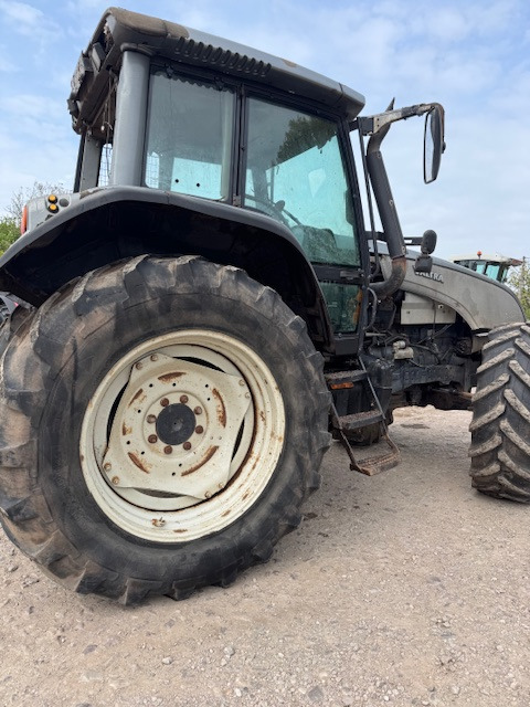 VALTRA T130 - Traktorius: foto 1 VALTRA T130 - Traktorius: foto 1
