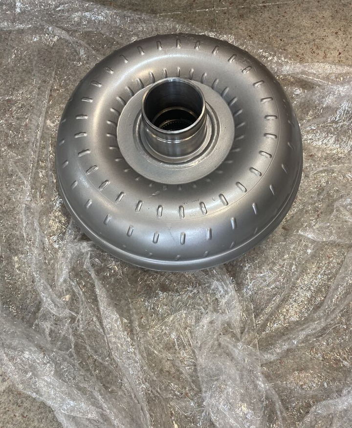 John Deere TORK KONVERTÖR   John Deere 744H ZF 4646054034 - 4 WG 260 , 4646054015 – 4WG260 – AT209544 – John Deere 744H , 544H – 4WG160 – AT209715 – 4646054015 – John Deere , 544J – 4WG160 – 465605405 - Transmisija - Ratinis krautuvas: foto 2 John Deere TORK KONVERTÖR   John Deere 744H ZF 4646054034 - 4 WG 260 , 4646054015 – 4WG260 – AT209544 – John Deere 744H , 544H – 4WG160 – AT209715 – 4646054015 – John Deere , 544J – 4WG160 – 465605405 - Transmisija - Ratinis krautuvas: foto 2