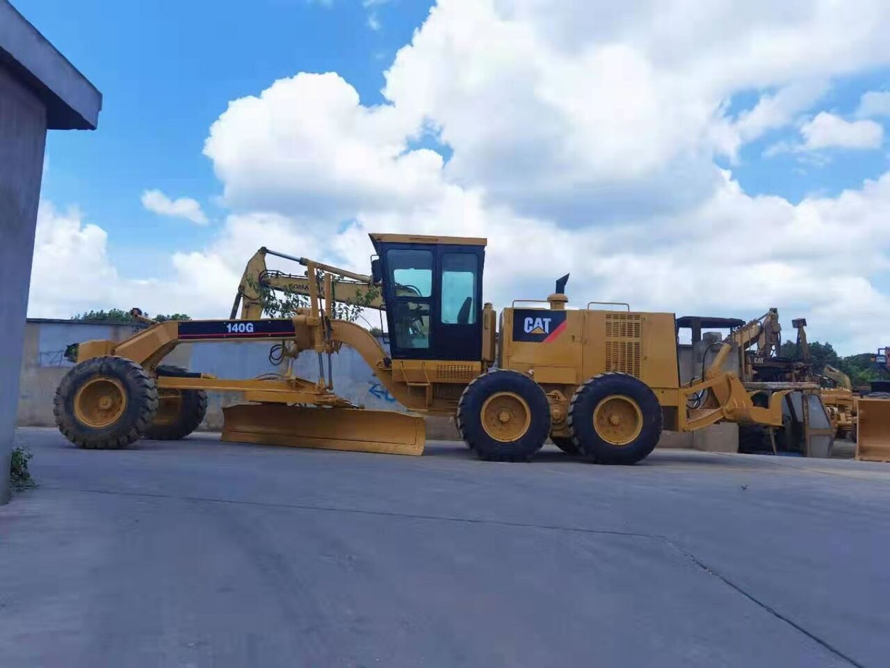 CATERPILLAR 140G - Greideris: foto 1 CATERPILLAR 140G - Greideris: foto 1