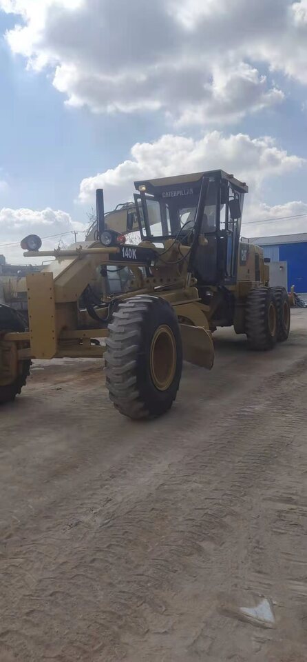CATERPILLAR 140K - Greideris: foto 2 CATERPILLAR 140K - Greideris: foto 2