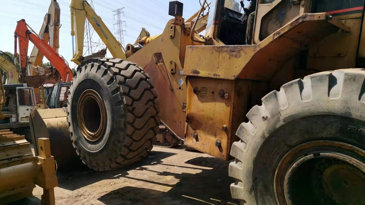 CATERPILLAR 966F - Ratinis krautuvas: foto 5 CATERPILLAR 966F - Ratinis krautuvas: foto 5