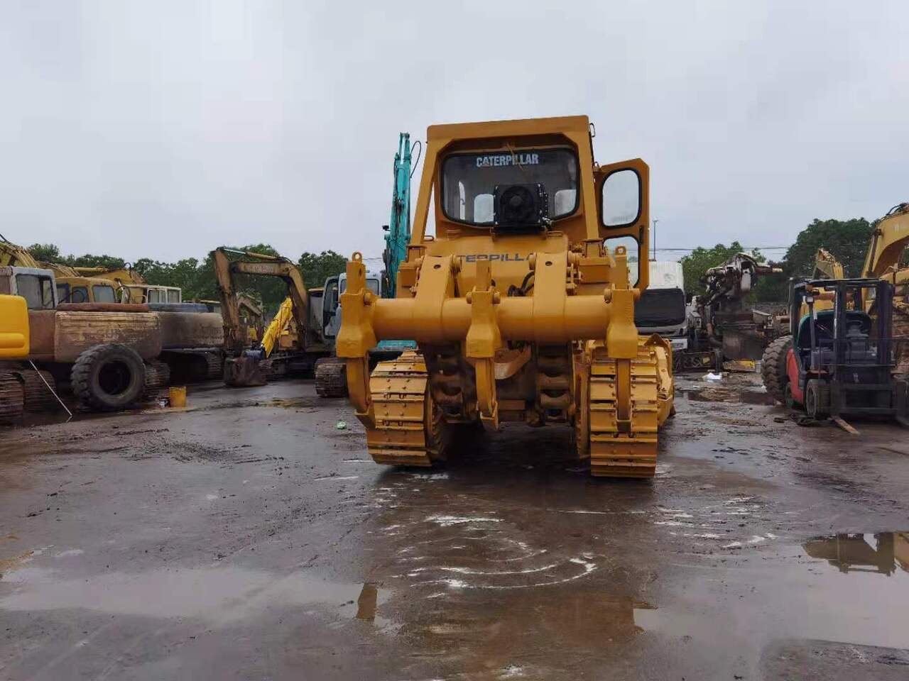 CATERPILLAR D8K - Buldozeris: foto 5 CATERPILLAR D8K - Buldozeris: foto 5