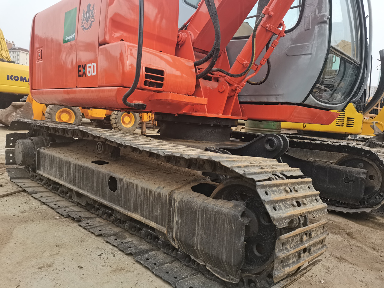 HITACHI EX60 - Vikšrinis ekskavatorius: foto 3 HITACHI EX60 - Vikšrinis ekskavatorius: foto 3
