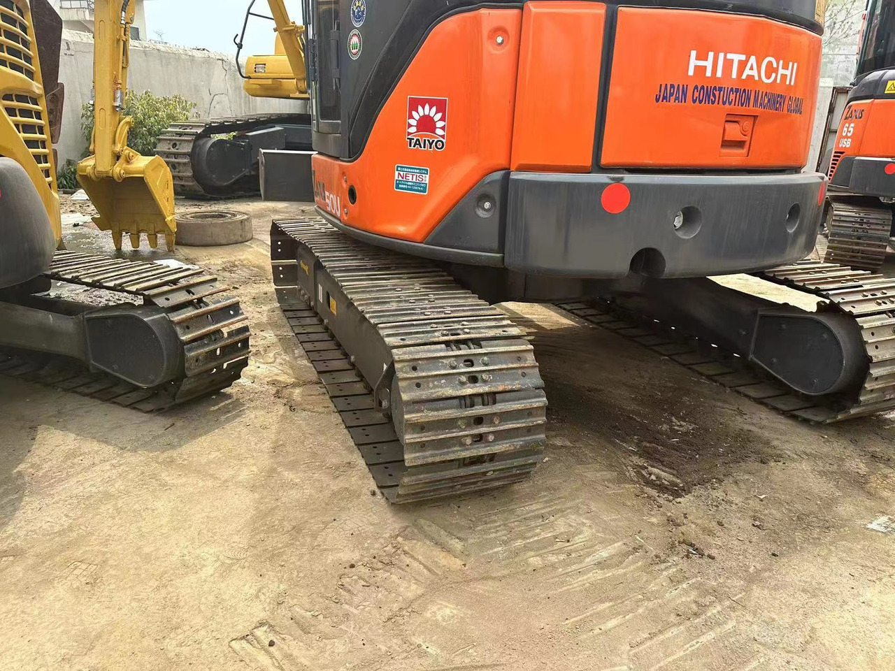 HITACHI ZX50U-2 - Mini ekskavatorius: foto 4 HITACHI ZX50U-2 - Mini ekskavatorius: foto 4