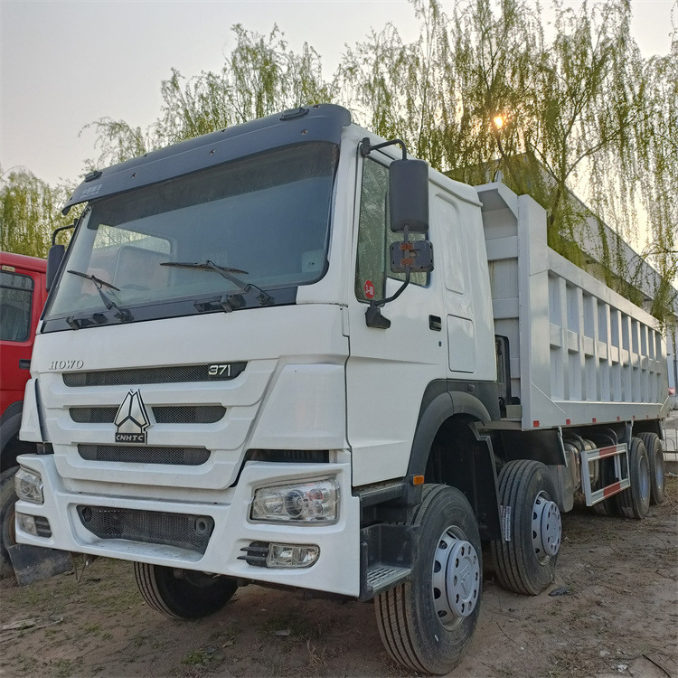 Savivartis sunkvežimis HOWO 8x4 371hp-White -tipper: foto 6