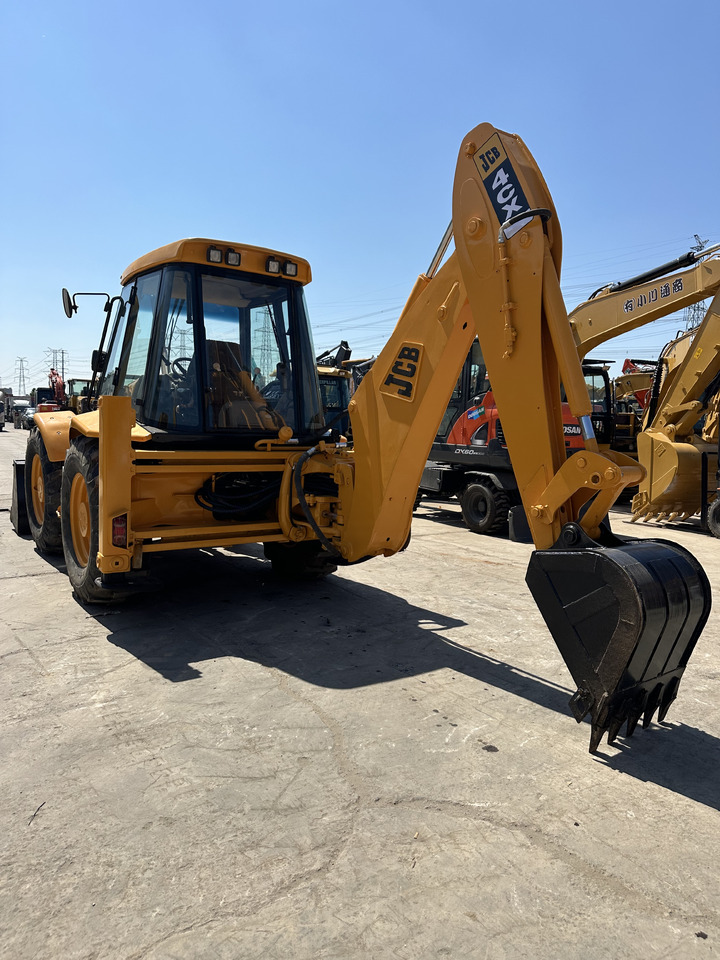 JCB 4CX - Ekskavatorius-krautuvas: foto 5 JCB 4CX - Ekskavatorius-krautuvas: foto 5
