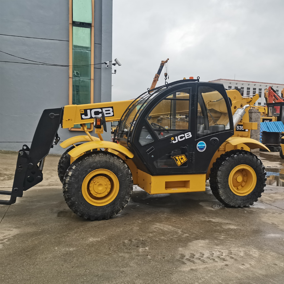 JCB 535 - Teleskopinis krautuvas: foto 1 JCB 535 - Teleskopinis krautuvas: foto 1
