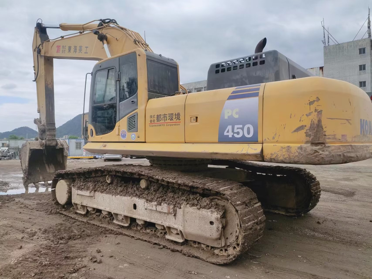KOMATSU PC450-8-excavator - Vikšrinis ekskavatorius: foto 2 KOMATSU PC450-8-excavator - Vikšrinis ekskavatorius: foto 2