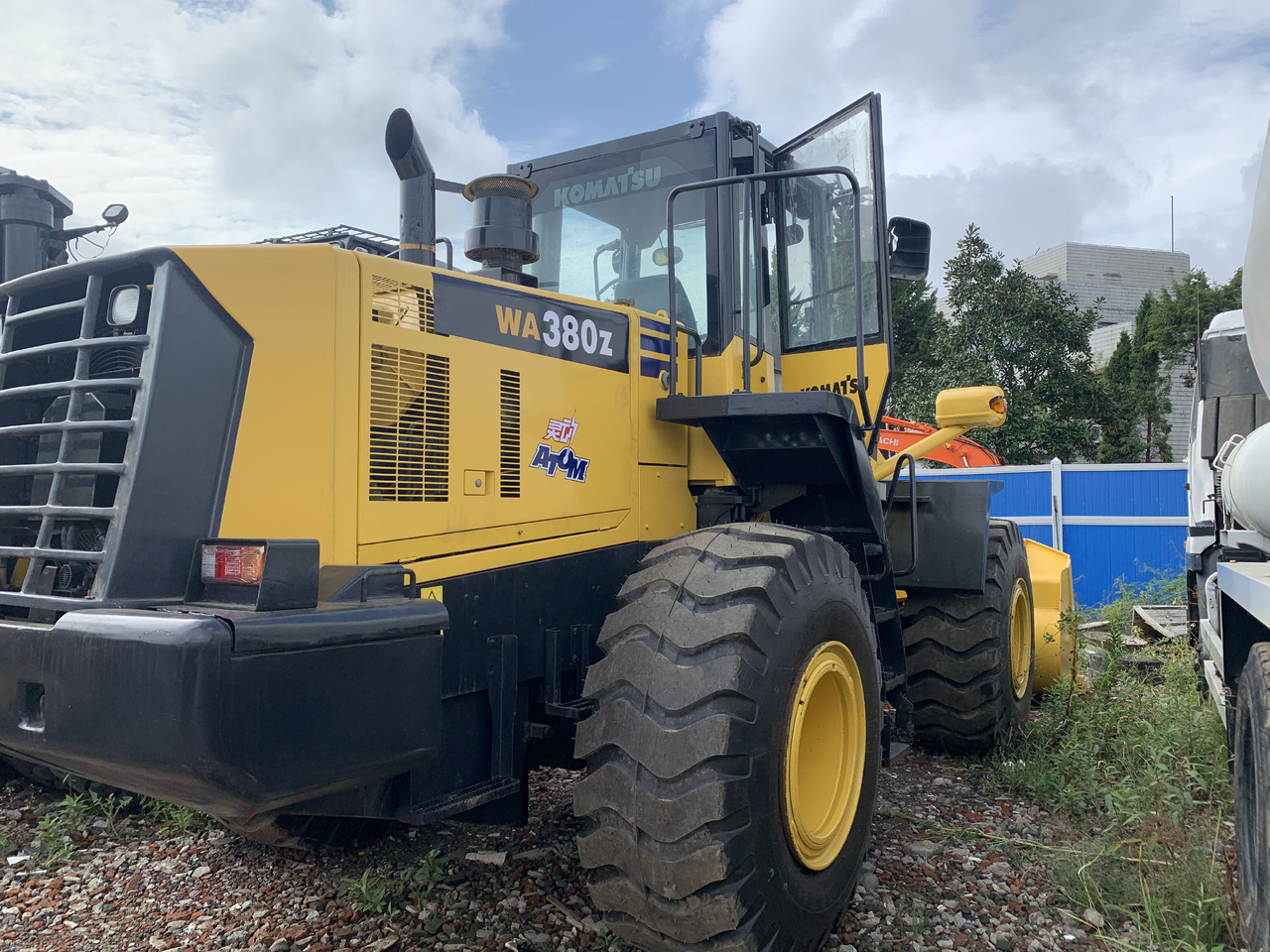 KOMATSU WA380Z - Ratinis krautuvas: foto 3 KOMATSU WA380Z - Ratinis krautuvas: foto 3