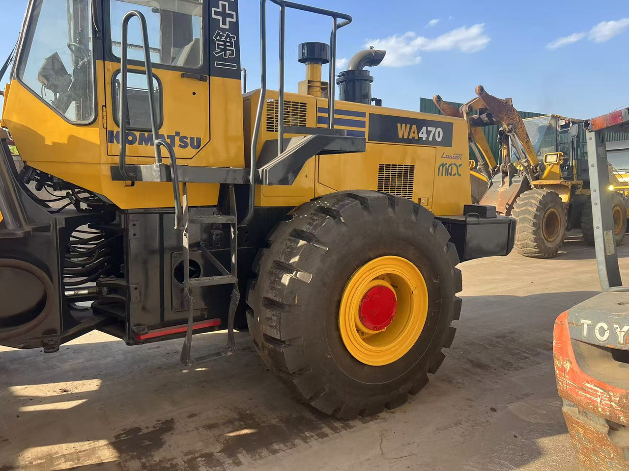 Komatsu WA470-3 - Ratinis krautuvas: foto 5 Komatsu WA470-3 - Ratinis krautuvas: foto 5