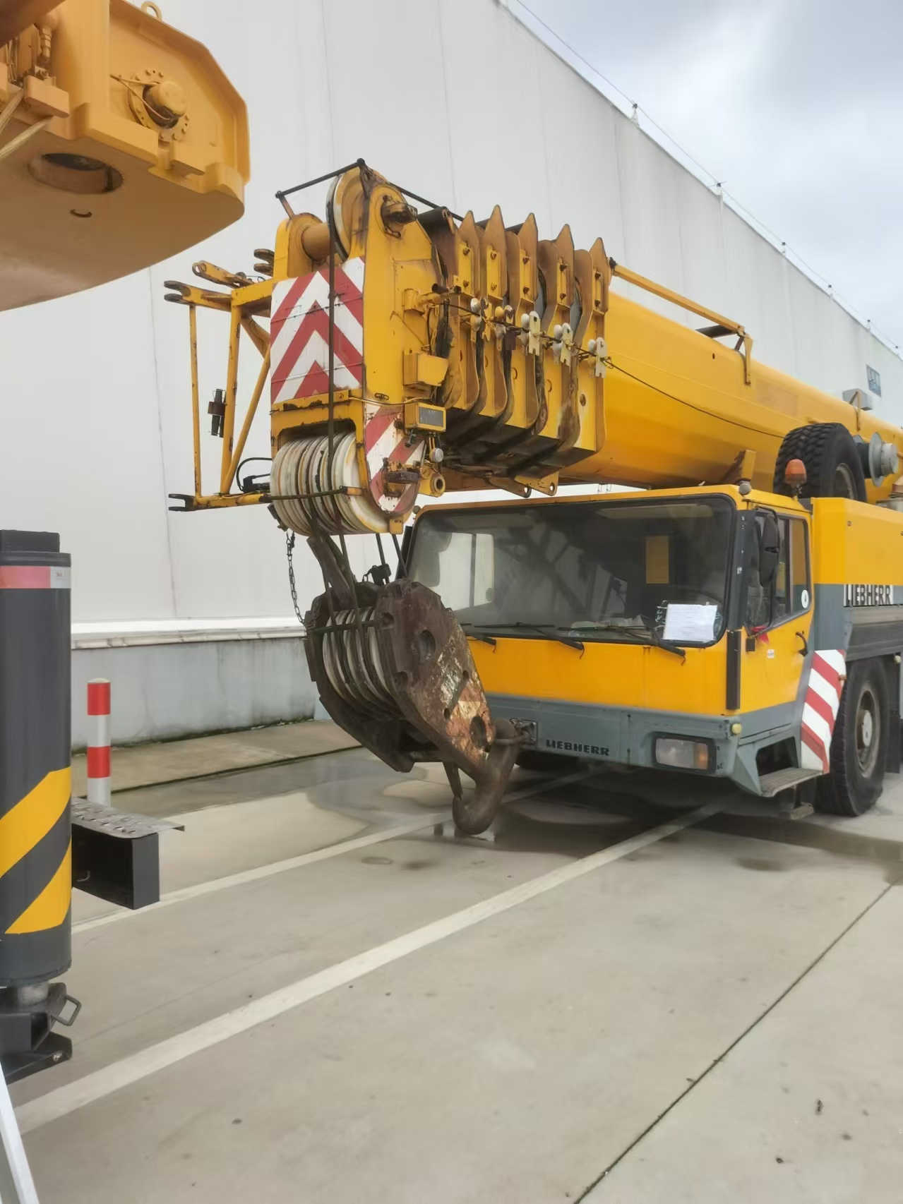 LIEBHERR - Autokranas: foto 2 LIEBHERR - Autokranas: foto 2