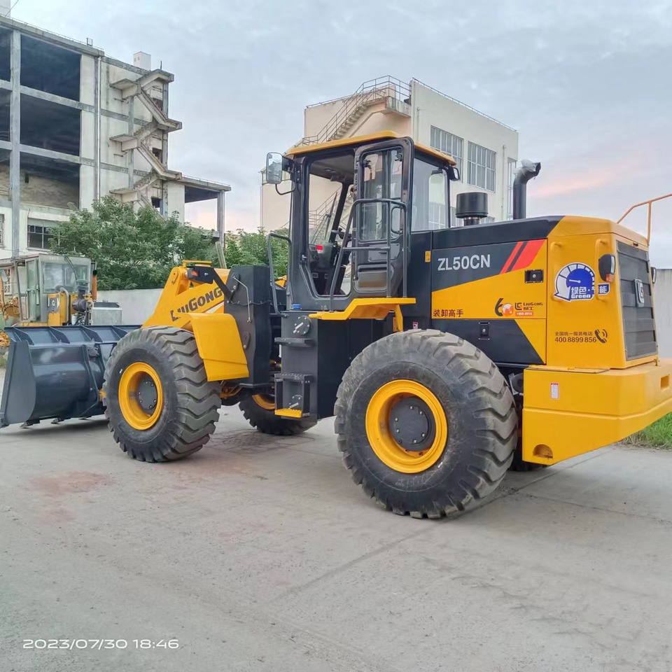 LIUGONG ZL50CN - Ratinis krautuvas: foto 2 LIUGONG ZL50CN - Ratinis krautuvas: foto 2