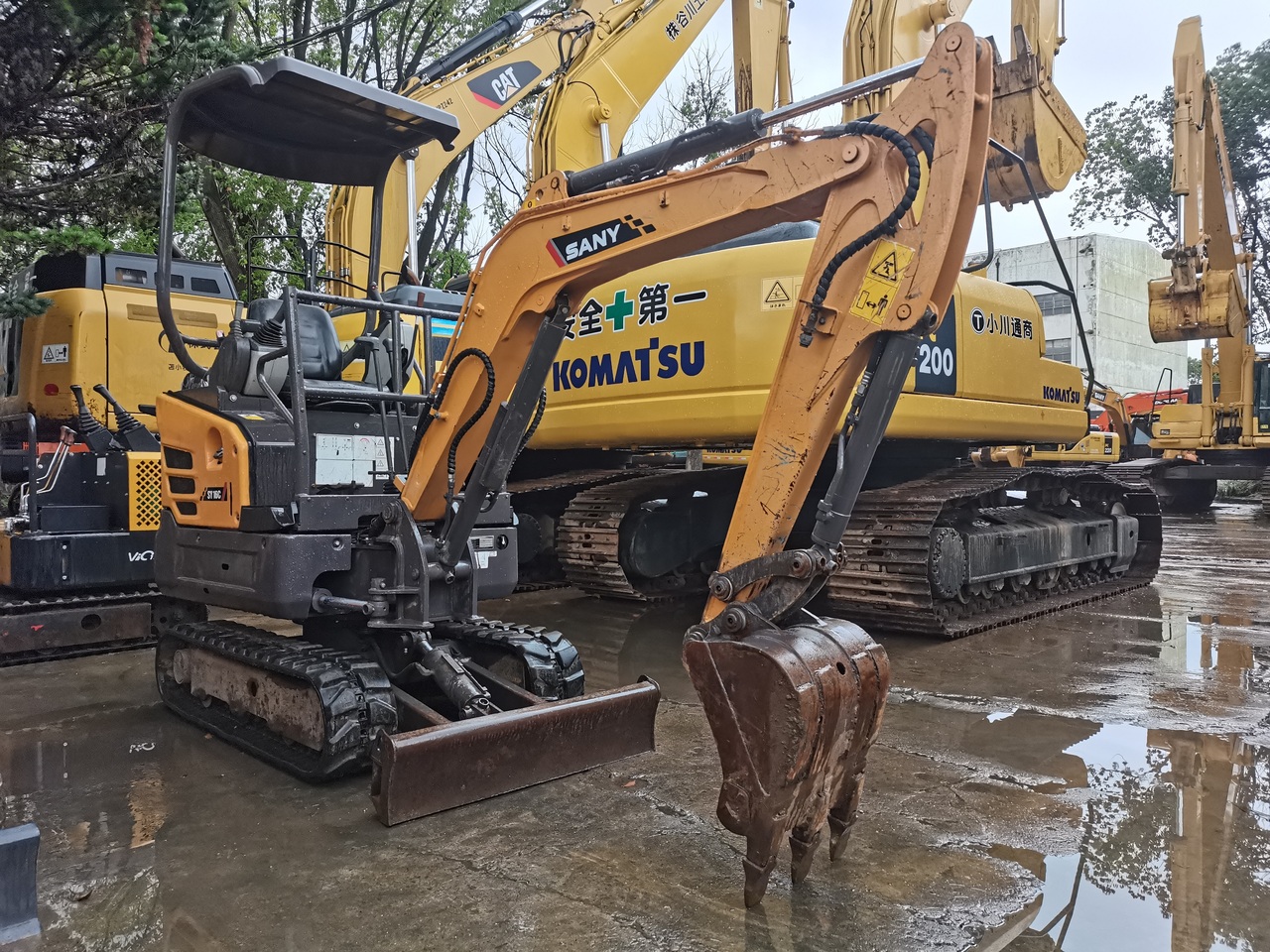 SANY SY16C -excavator - Vikšrinis ekskavatorius: foto 2 SANY SY16C -excavator - Vikšrinis ekskavatorius: foto 2