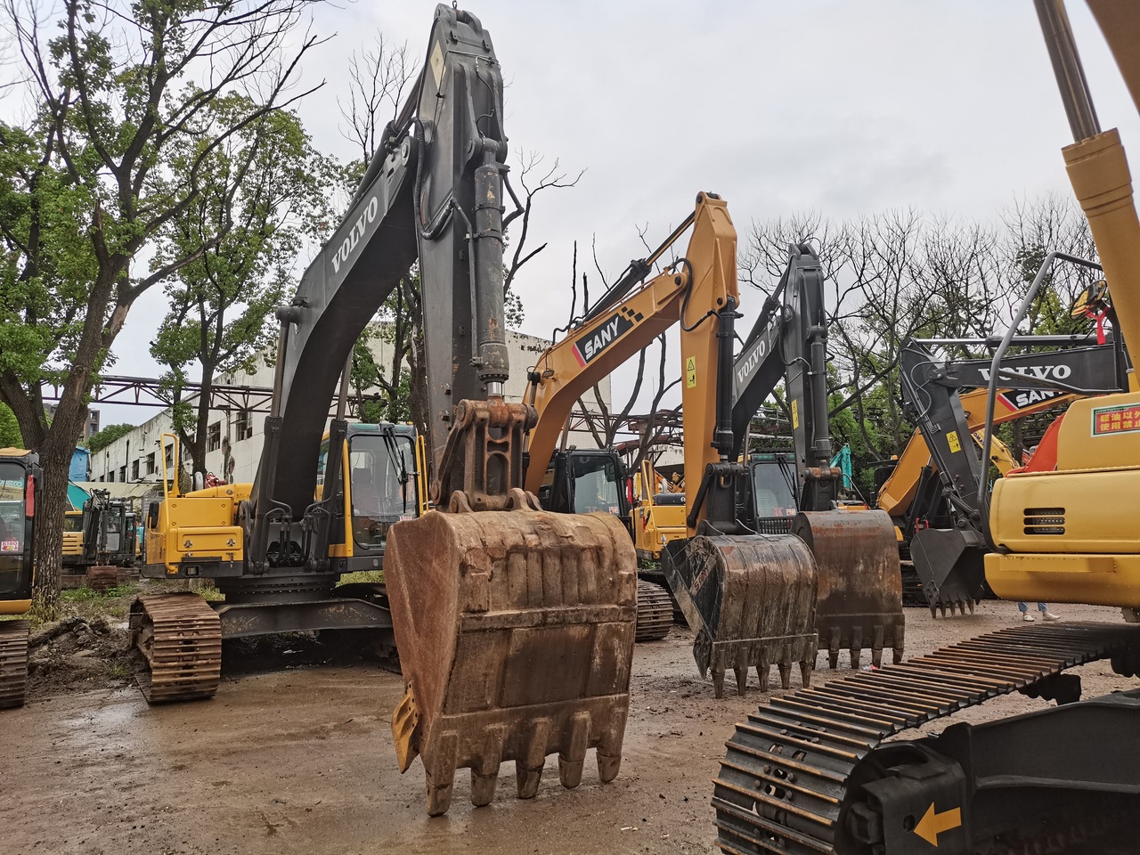 VOLVO EC290BLC - Vikšrinis ekskavatorius: foto 2 VOLVO EC290BLC - Vikšrinis ekskavatorius: foto 2