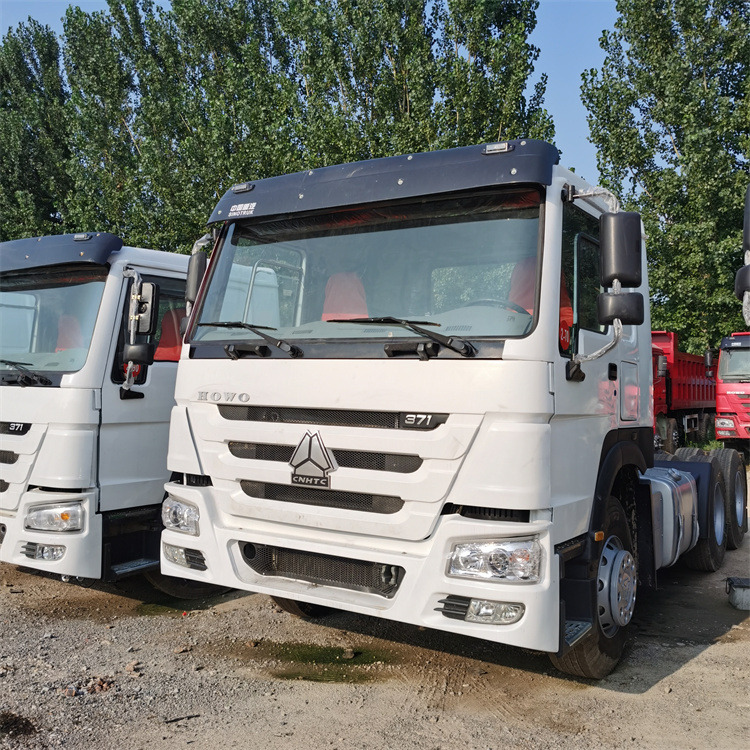 HOWO HOWO-6x4 371hp tractor - Vilkikas: foto 5 HOWO HOWO-6x4 371hp tractor - Vilkikas: foto 5