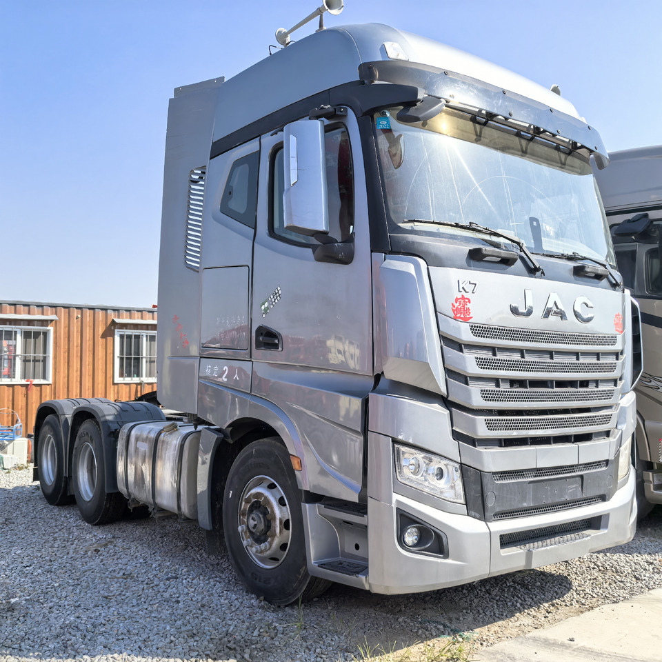 JAC 6x4 K7 - Vilkikas: foto 2 JAC 6x4 K7 - Vilkikas: foto 2