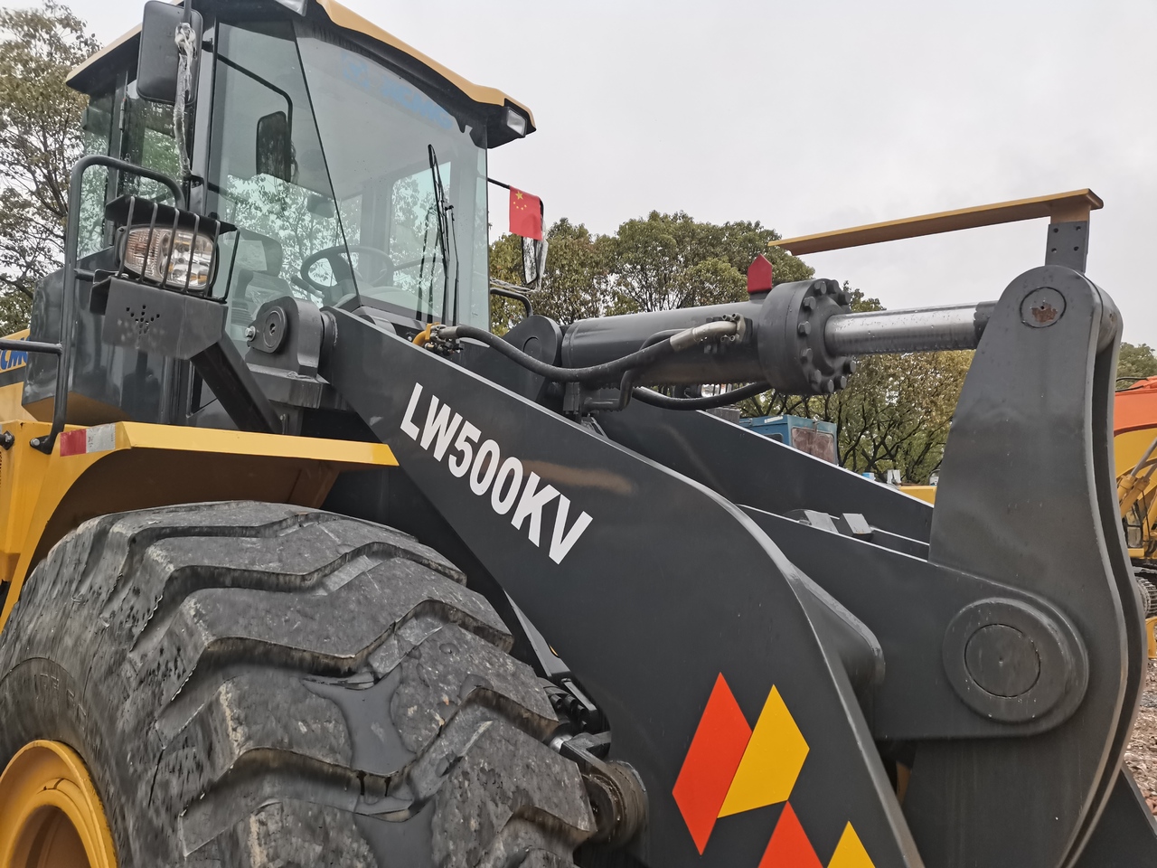 XCMG LW500KV - Ratinis krautuvas: foto 3 XCMG LW500KV - Ratinis krautuvas: foto 3