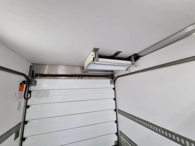 Refrižeratorius sunkvežimis DAF LF 220 Kuhlkoffer/Carrier 750MT MULTITEMP/ LBW/ EURO 6: foto 9