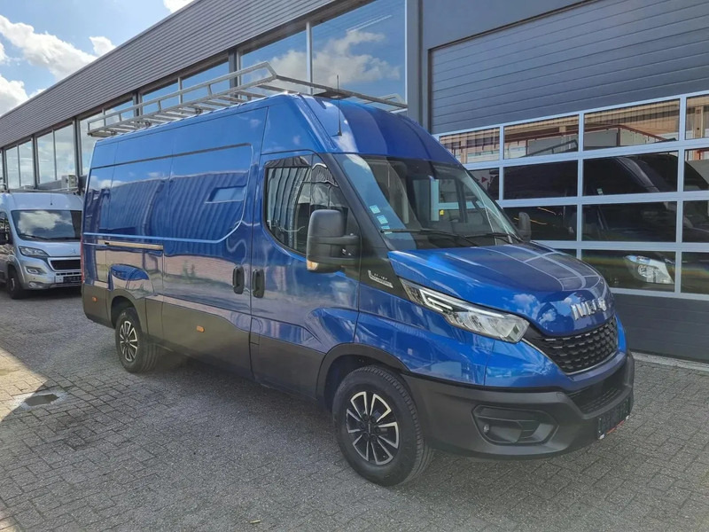 Iveco Daily 35S16 HI-MATIC 2.3 L2H2/ Airco/ Navi/ LED/ Matrix - Krovininis mikroautobusas: foto 1 Iveco Daily 35S16 HI-MATIC 2.3 L2H2/ Airco/ Navi/ LED/ Matrix - Krovininis mikroautobusas: foto 1