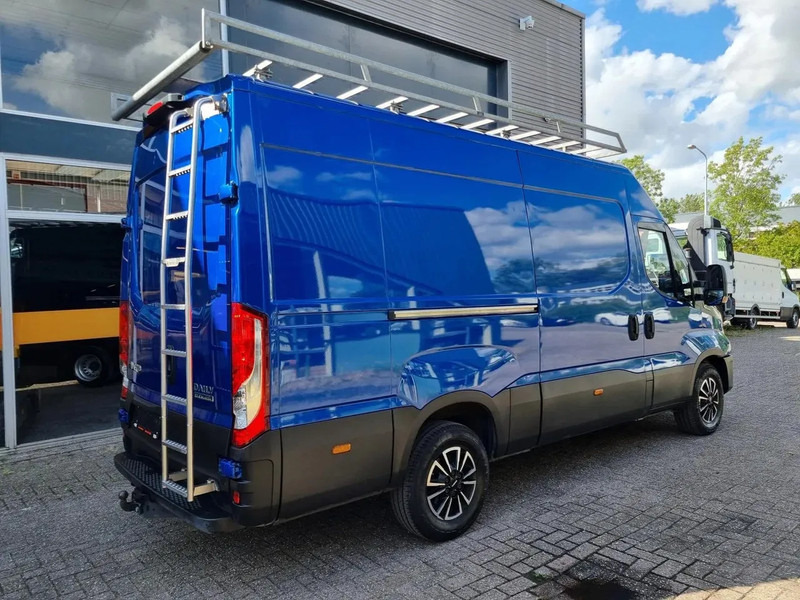 Iveco Daily 35S16 HI-MATIC 2.3 L2H2/ Airco/ Navi/ LED/ Matrix - Krovininis mikroautobusas: foto 2 Iveco Daily 35S16 HI-MATIC 2.3 L2H2/ Airco/ Navi/ LED/ Matrix - Krovininis mikroautobusas: foto 2