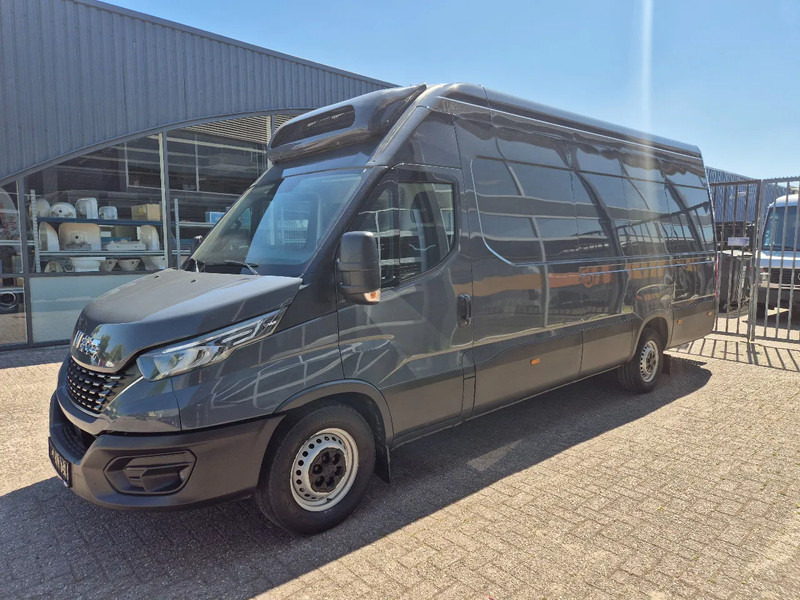 Iveco Daily 35S18 L4H3/ Fleischwagen/ Meattransport/ TK C 450 MAX/ Nr.2 - Furgonas šaldytuvas: foto 5 Iveco Daily 35S18 L4H3/ Fleischwagen/ Meattransport/ TK C 450 MAX/ Nr.2 - Furgonas šaldytuvas: foto 5