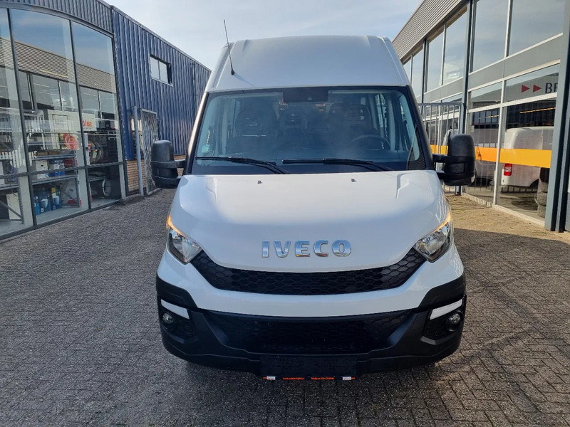 Iveco Daily 50C17/ L4H2 MAXI/ DC / 6 Zitplaatsen/ EURO 6 - Krovininis mikroautobusas: foto 3 Iveco Daily 50C17/ L4H2 MAXI/ DC / 6 Zitplaatsen/ EURO 6 - Krovininis mikroautobusas: foto 3