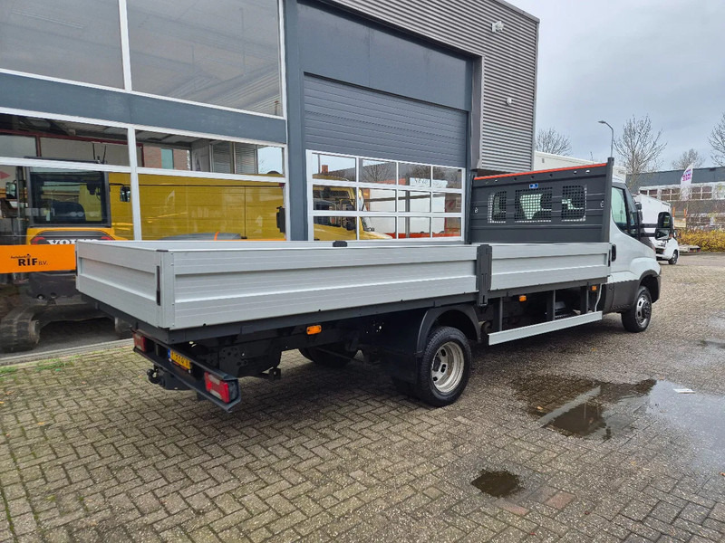 Iveco Daily 50C18 Pritsche 3.0D Euro 6 Hi-Matic GVW 3500 kg - Bortinis automobilis: foto 2 Iveco Daily 50C18 Pritsche 3.0D Euro 6 Hi-Matic GVW 3500 kg - Bortinis automobilis: foto 2