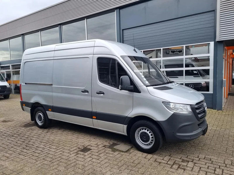 Mercedes-Benz Sprinter 314 CDI L2H2 EURO 6/ Airco/ Navi/ Camera - Krovininis mikroautobusas: foto 1 Mercedes-Benz Sprinter 314 CDI L2H2 EURO 6/ Airco/ Navi/ Camera - Krovininis mikroautobusas: foto 1