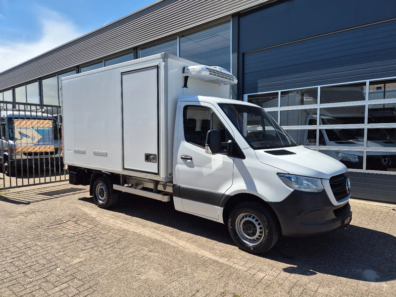 Mercedes-Benz Sprinter 315 CDI/ Kuhlkoffer/ TK V300 MAX/ LBW/ Stby230 - Furgonas šaldytuvas: foto 1 Mercedes-Benz Sprinter 315 CDI/ Kuhlkoffer/ TK V300 MAX/ LBW/ Stby230 - Furgonas šaldytuvas: foto 1