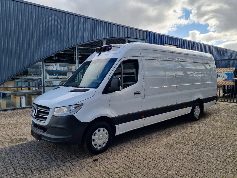 Mercedes-Benz Sprinter 315 CDI L4H2 XXL Koelwagen Carrier Viento 350 Euro 6D-T - Furgonas šaldytuvas: foto 4 Mercedes-Benz Sprinter 315 CDI L4H2 XXL Koelwagen Carrier Viento 350 Euro 6D-T - Furgonas šaldytuvas: foto 4