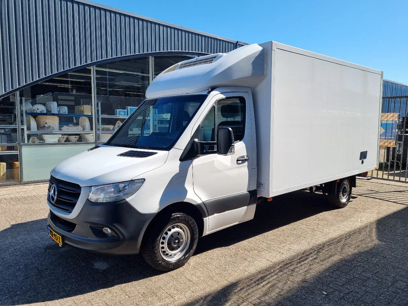 Mercedes-Benz Sprinter 316 CDI Kuhlkoffer Thermoking V300MAX st 230V Euro 6D - Furgonas šaldytuvas: foto 4 Mercedes-Benz Sprinter 316 CDI Kuhlkoffer Thermoking V300MAX st 230V Euro 6D - Furgonas šaldytuvas: foto 4