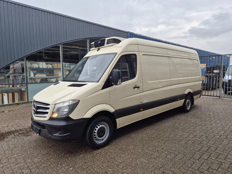 Mercedes-Benz Sprinter 316 CDI L3H2 E6/ Koelwagen Carrier 400 MT -30/+30 Standby 380V - Furgonas šaldytuvas: foto 4 Mercedes-Benz Sprinter 316 CDI L3H2 E6/ Koelwagen Carrier 400 MT -30/+30 Standby 380V - Furgonas šaldytuvas: foto 4