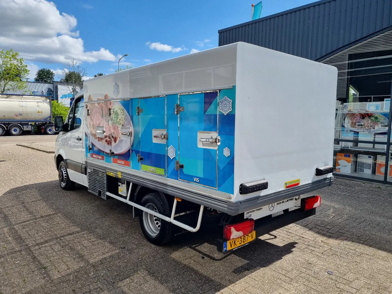 Mercedes-Benz Sprinter 513 CDI COLDCAR EISWAGEN -40C 4+4 TUREN EURO 6 ICECREAM - Furgonas šaldytuvas: foto 5 Mercedes-Benz Sprinter 513 CDI COLDCAR EISWAGEN -40C 4+4 TUREN EURO 6 ICECREAM - Furgonas šaldytuvas: foto 5
