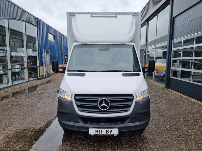 Mercedes-Benz Sprinter 516 CDI BE Clixtar/ Webasto/ 27 KUB/ Nutzlast 3.3T/ 073689 - Furgonas su krovinių dėže: foto 3 Mercedes-Benz Sprinter 516 CDI BE Clixtar/ Webasto/ 27 KUB/ Nutzlast 3.3T/ 073689 - Furgonas su krovinių dėže: foto 3