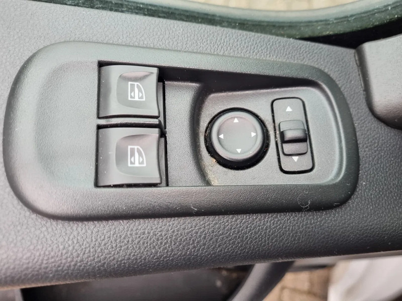 Furgonas šaldytuvas Opel Movano 2.3D Kuhlkoffer/ Carrier Pulsor 400 mt/ Multitemp standby 230V: foto 11