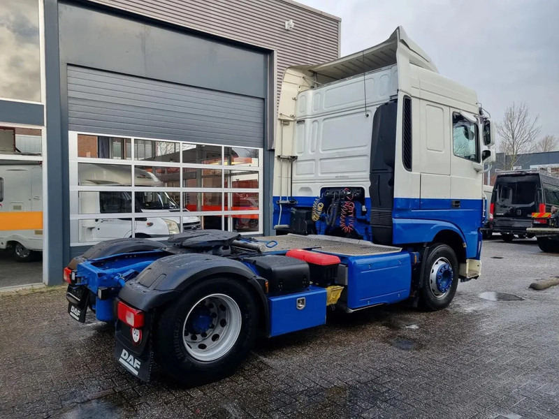 DAF XF 106.440 EURO 6/ Intarder/ Webasto/ ADR / Klima - Vilkikas: foto 2 DAF XF 106.440 EURO 6/ Intarder/ Webasto/ ADR / Klima - Vilkikas: foto 2
