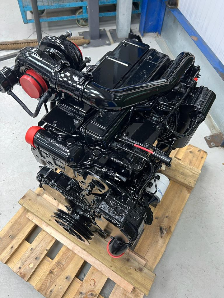 Variklis Perkins 1104C-44T RG38118 Engine (with Balancer Unit): foto 6